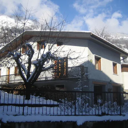 Chalet Avec Jardin Bourg-Saint-Maurice Exterior photo
