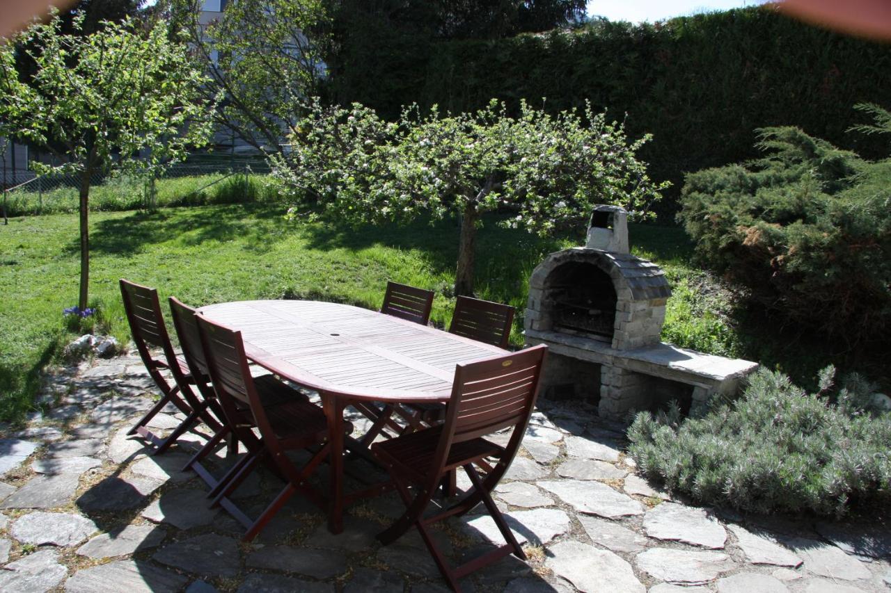 Chalet Avec Jardin